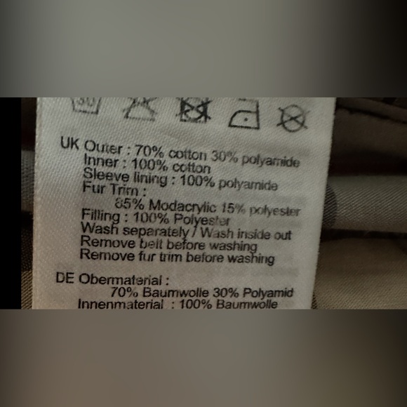 Barbour Quilted Winter Coat - Picture 14 of 14